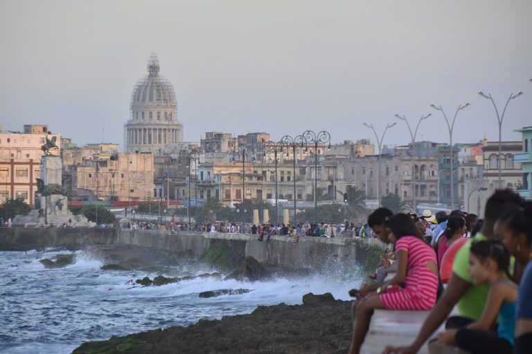 ¿Cuántos habitantes tiene Cuba? Población de Cuba