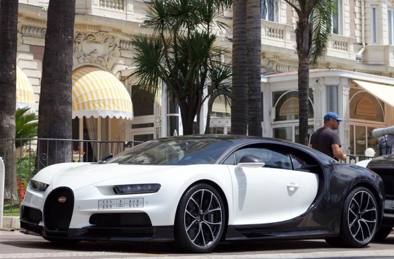 ¿Cuántos Bugatti Veyron hay en el mundo?