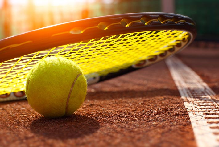 Sólido De Vidrio Esmerilado De Pelotas De Tenis Y Tres Raquetas De Tenis Para Pelota De Tenis Titular