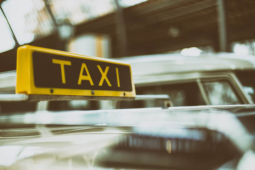 Cuánto cuesta de media la licencia de un taxi